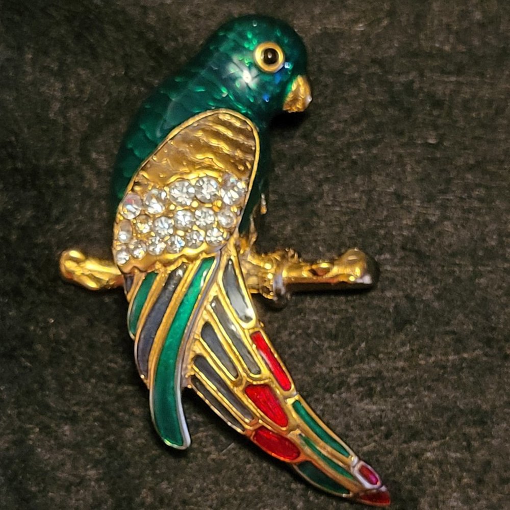 Beautiful Enameled Parrot Brooch with rhinestones